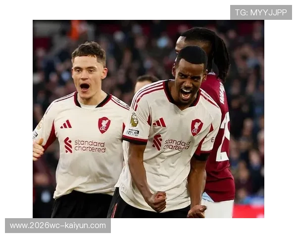 欧冠十六强激战正酣豪门对决谁能突围争锋